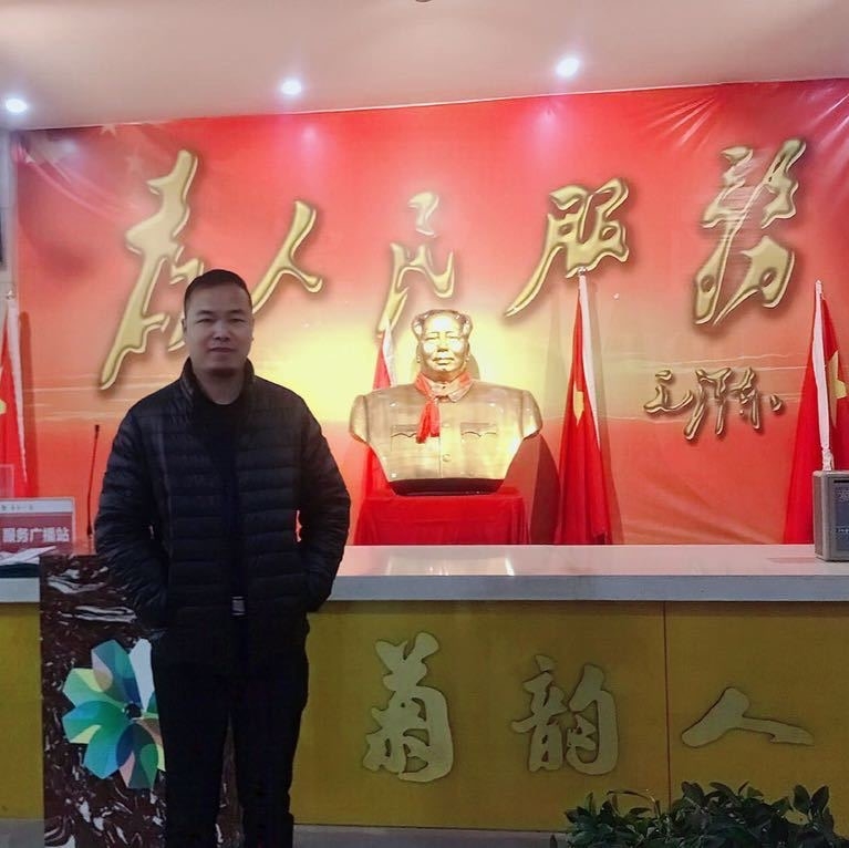 哥币老罗的第一张照片--龙岩中老年相亲网