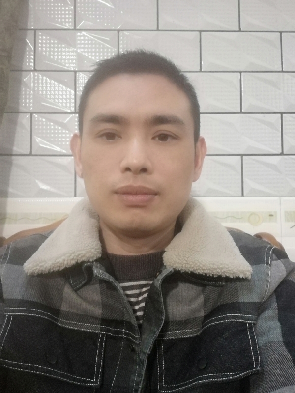 枫叶飘影的第一张照片--龙岩中老年相亲网