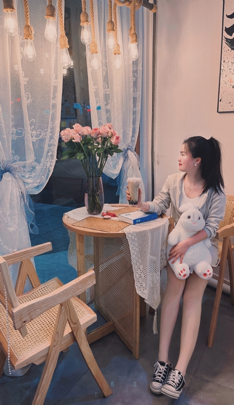 丫头的第五张照片--龙岩中老年相亲网